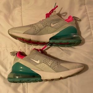 Nike 270’s, not overly worn, but not brand new! Still look newish!